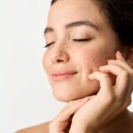 Glatte, klare Haut nach Hydrafacial Behandlung – sichtbare Porenverfeinerung und gesundes Hautbild